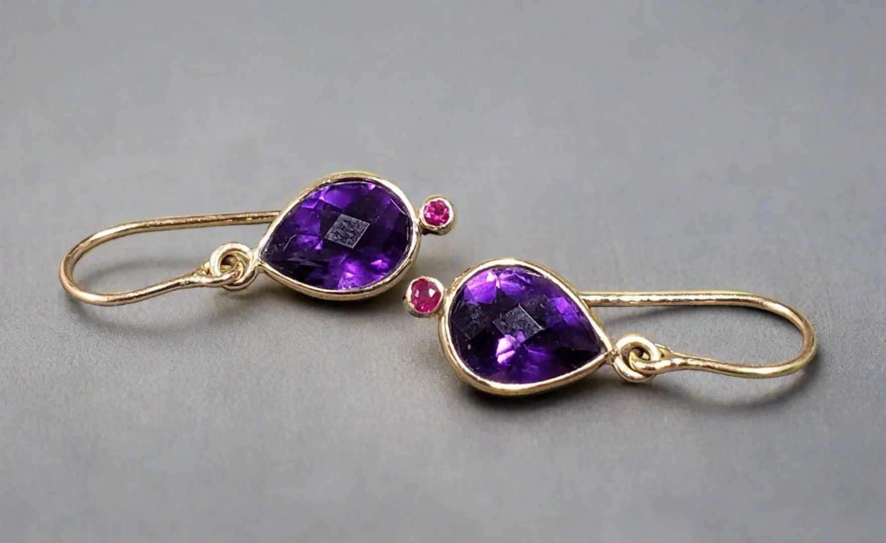 14k Gold Briolette Cut Amethyst Dangle Earrings With Natural Ruby