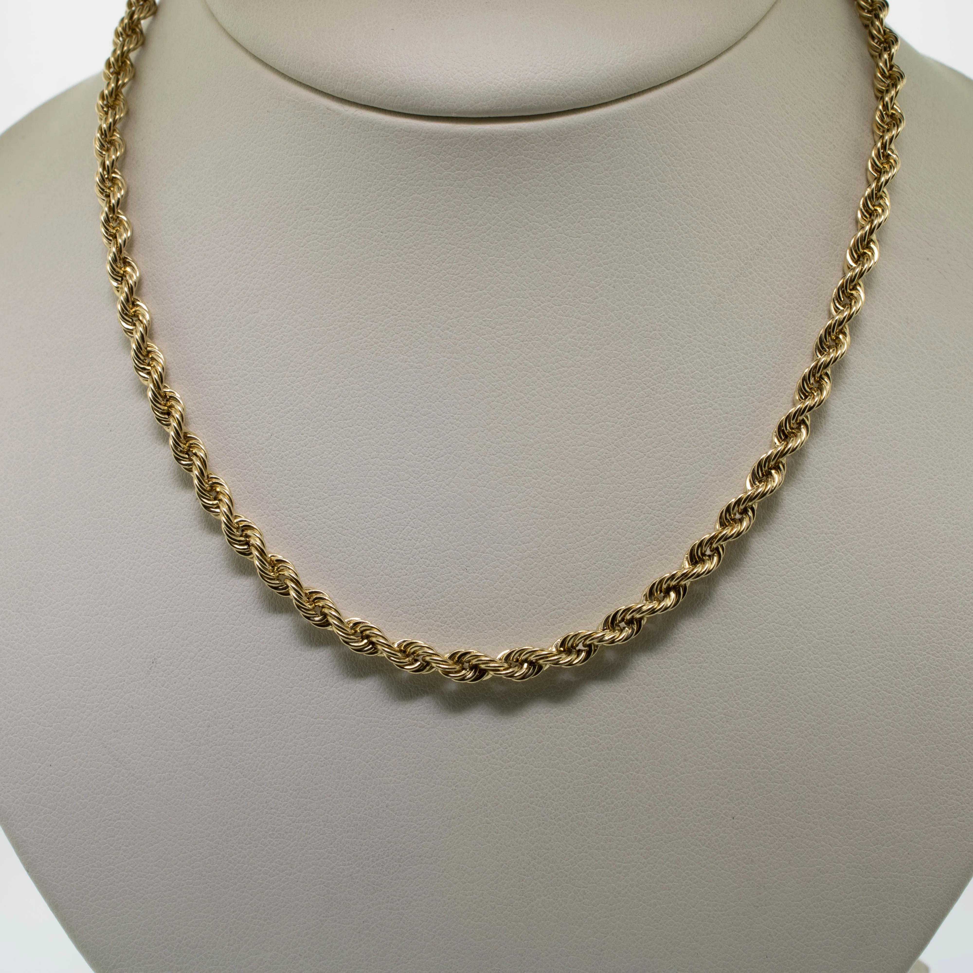 14K Yellow Gold 19" Hollow Rope Chain 4mm Wide 7.5 dwt (Estate Jewelry)