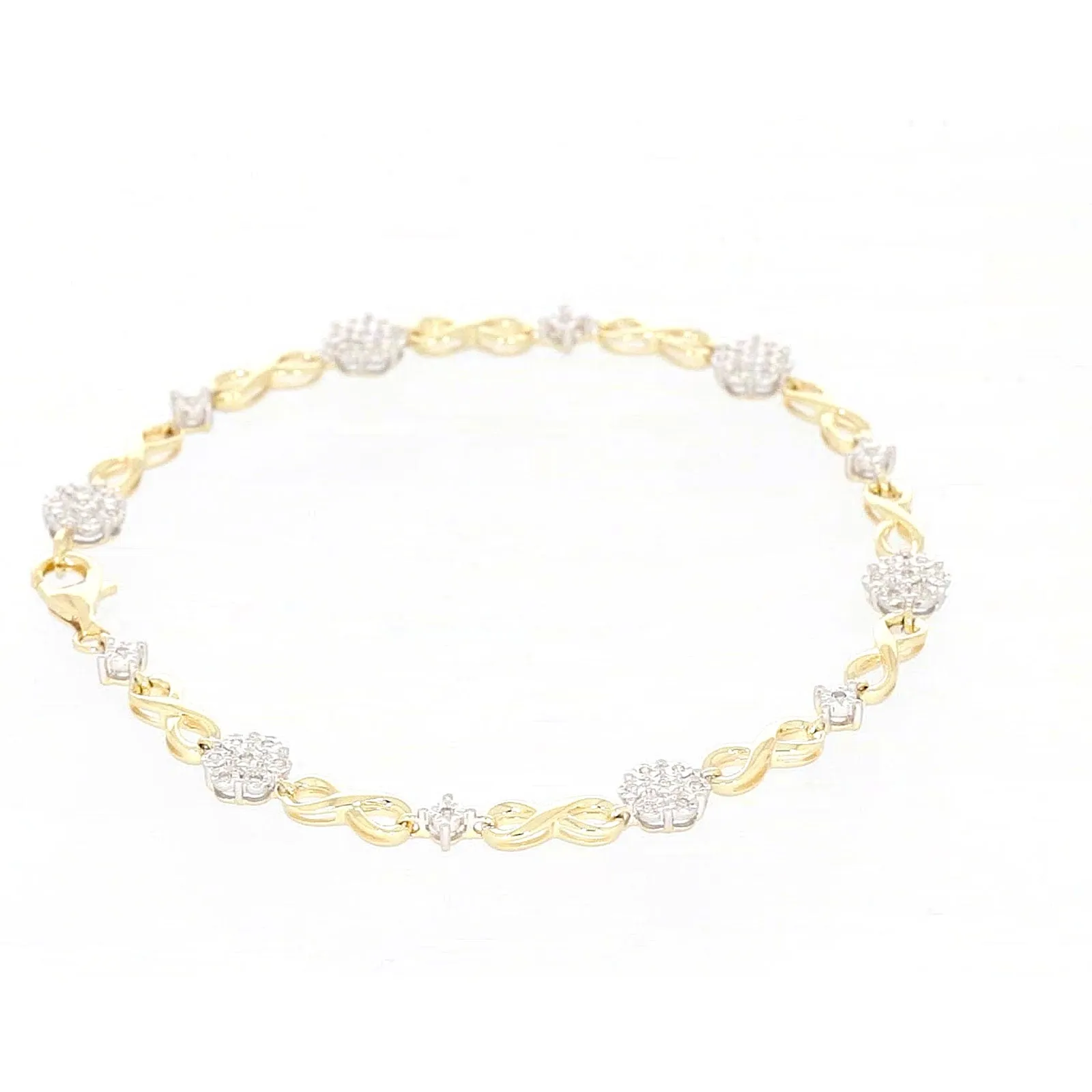 9ct Yellow Gold Round Brilliant Cut 0.15 Carat tw of Diamonds Bracelet