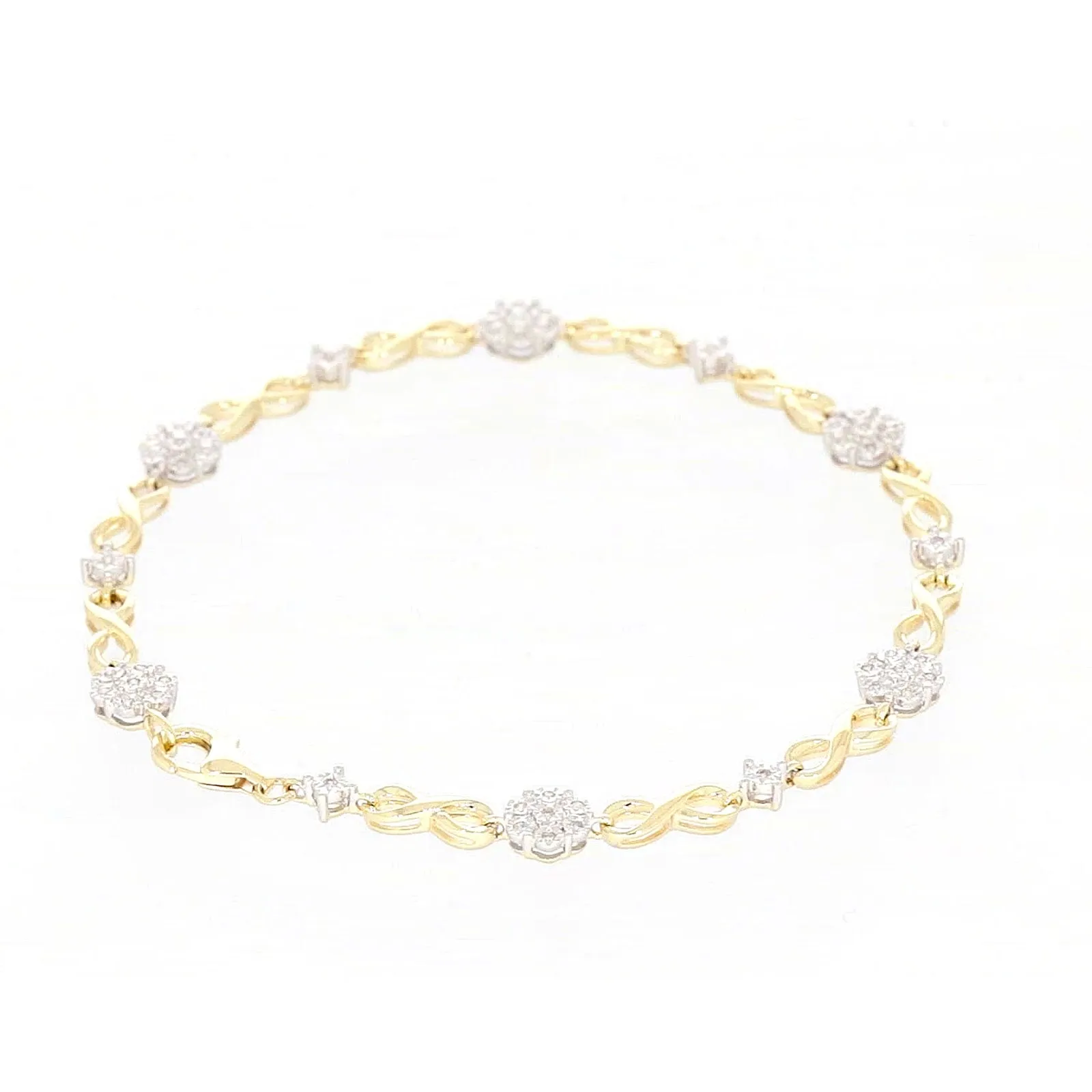 9ct Yellow Gold Round Brilliant Cut 0.15 Carat tw of Diamonds Bracelet