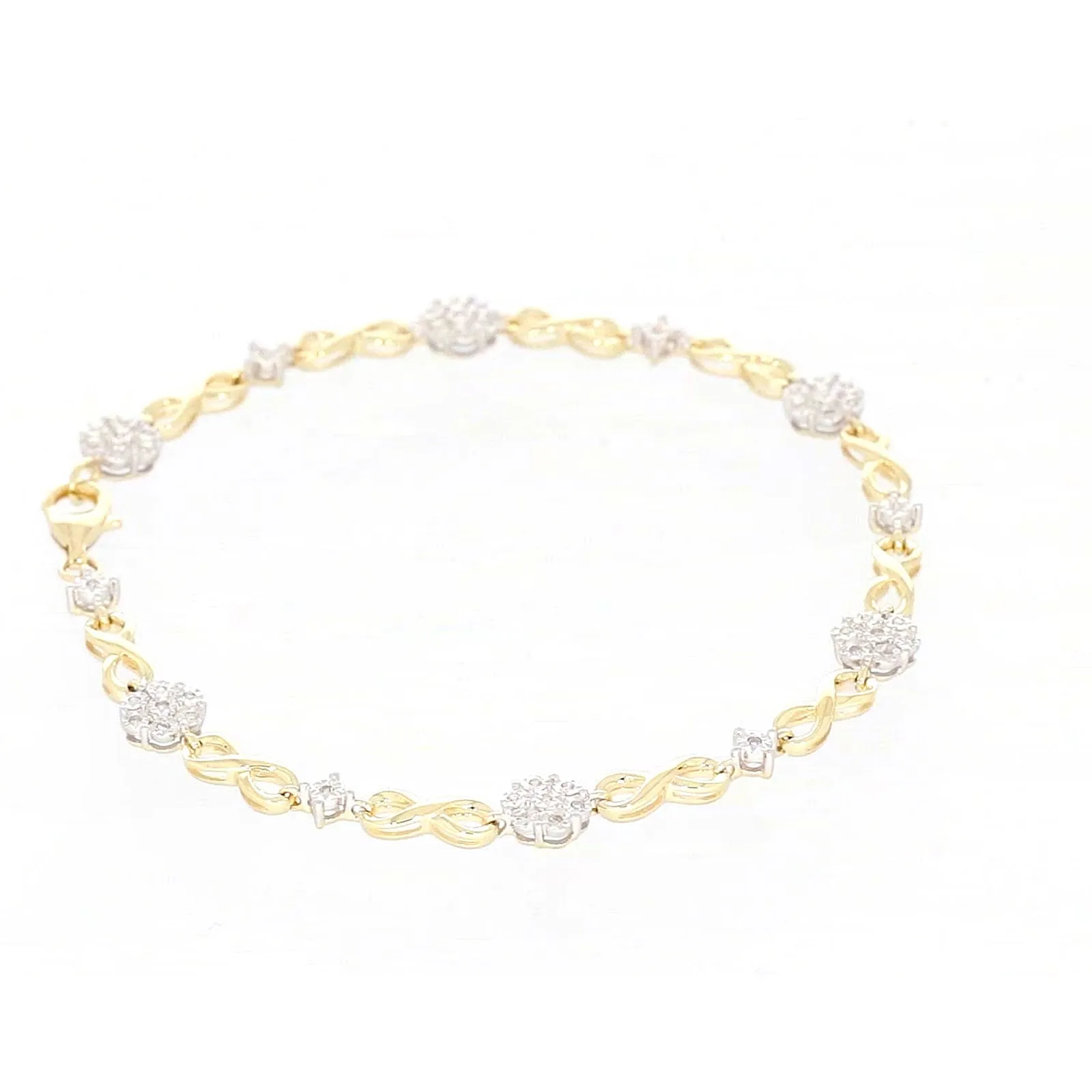 9ct Yellow Gold Round Brilliant Cut 0.15 Carat tw of Diamonds Bracelet