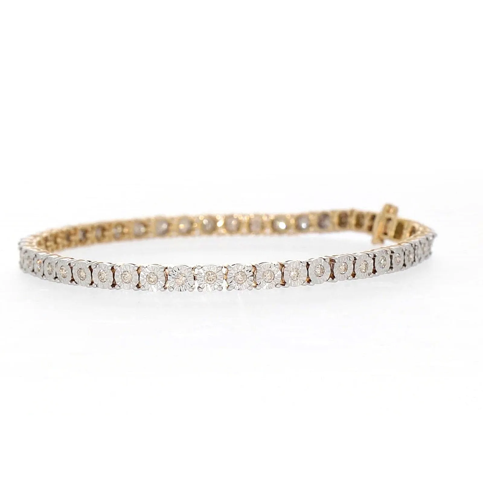 9ct Yellow Gold Round Brilliant Cut with 1 CARAT tw of Diamonds Tennis Bracelet