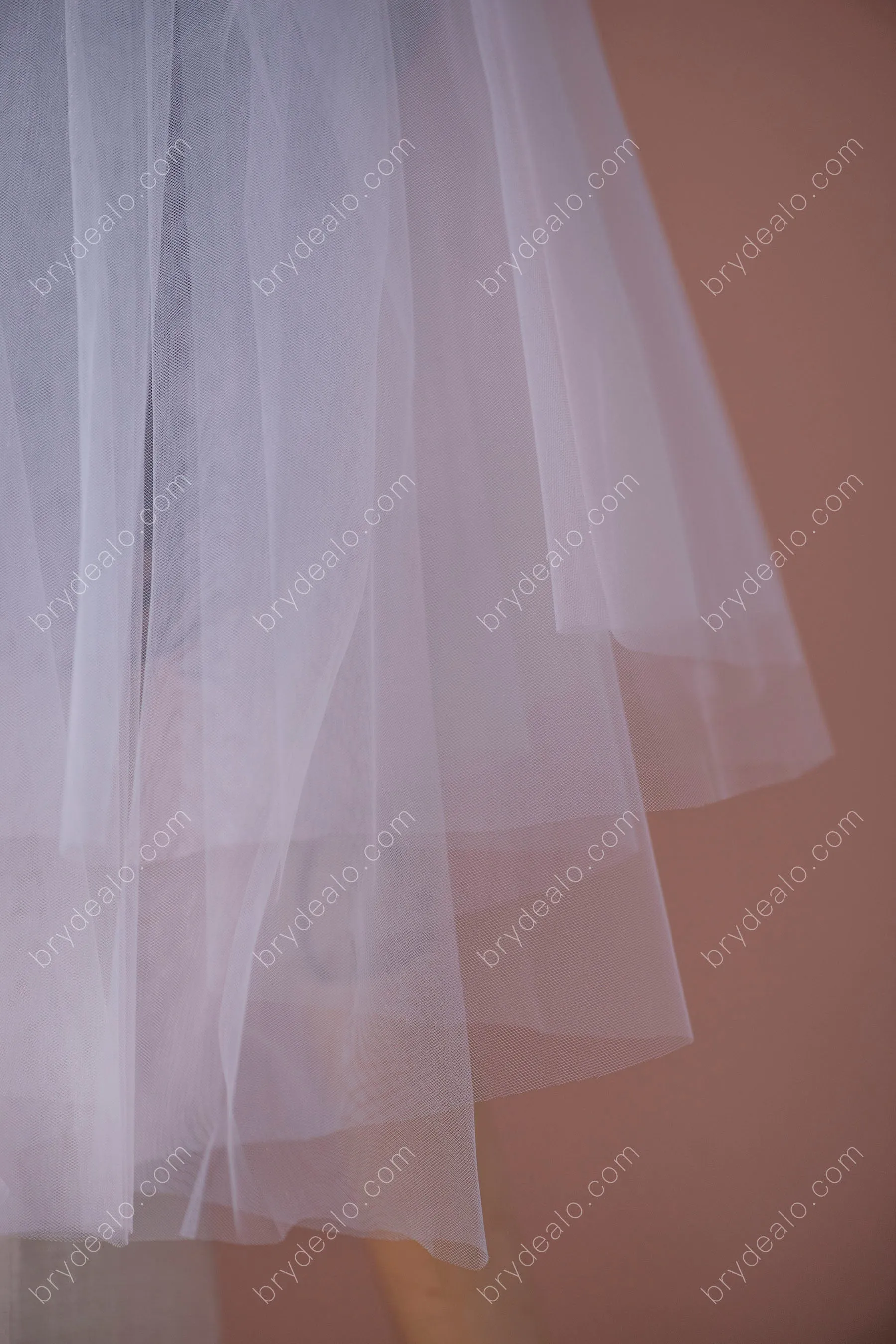 Beautiful Tulle Fingertip Length Bridal Veil