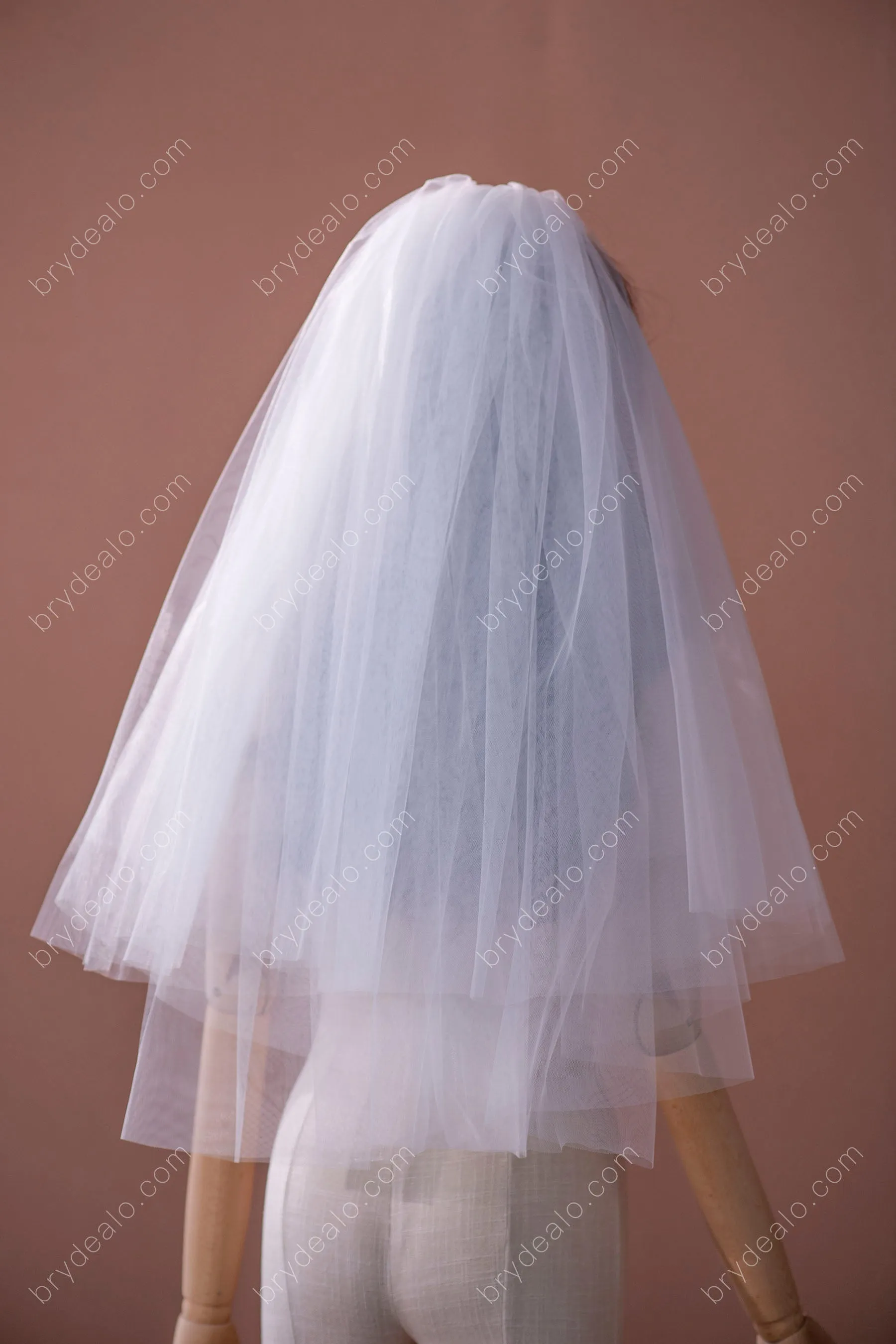 Beautiful Tulle Fingertip Length Bridal Veil