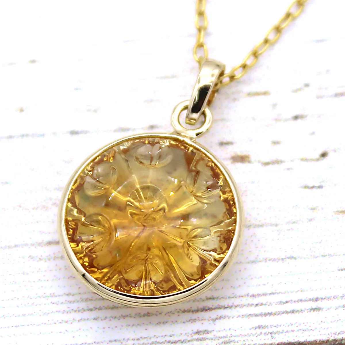 Carved Natural Citrine Round Pendant 18k Solid Yellow Gold