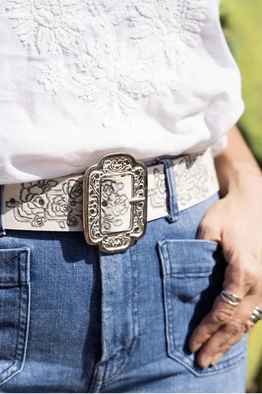 DESERT ROSE LEATHER BELT VINTAGE WHITE