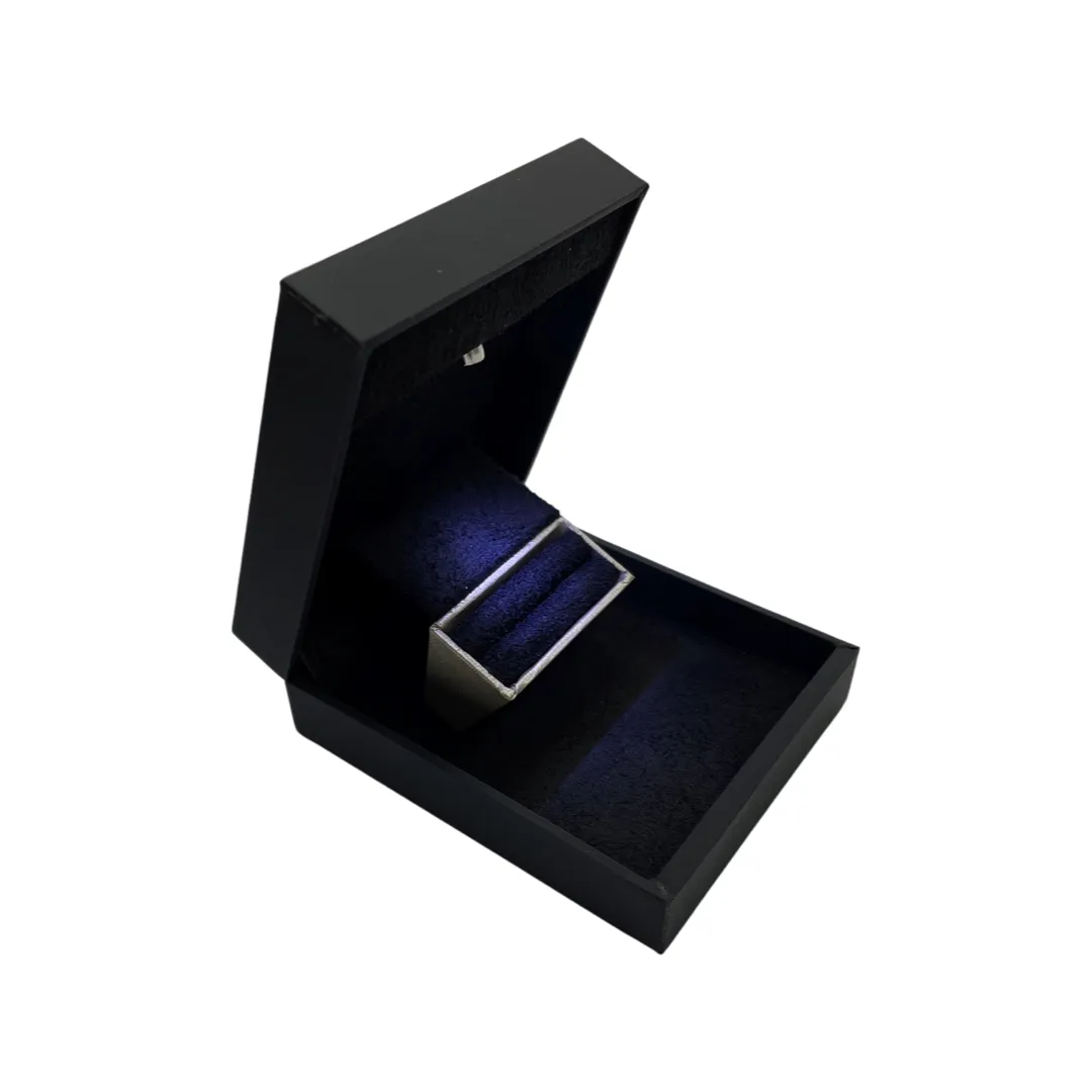 Elegant Style LED Box - Ring