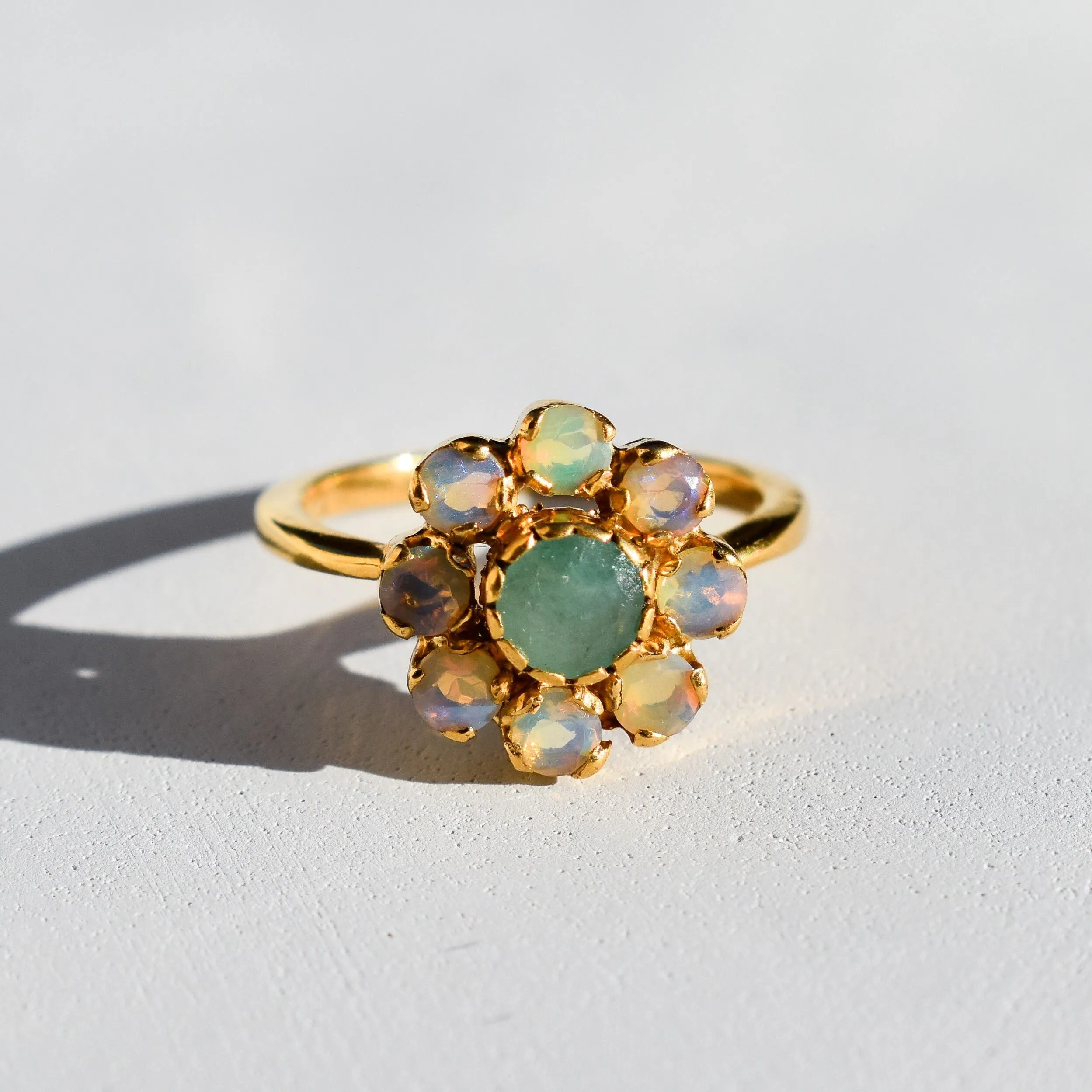 Emerald Flower Ring - Gold Daisy Ring - Vintage Flower Ring