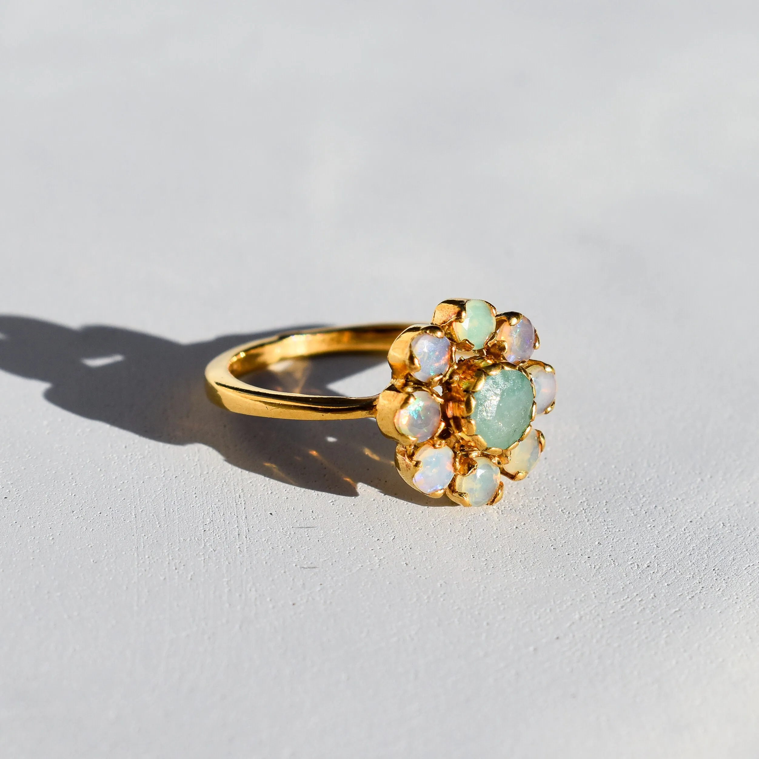 Emerald Flower Ring - Gold Daisy Ring - Vintage Flower Ring