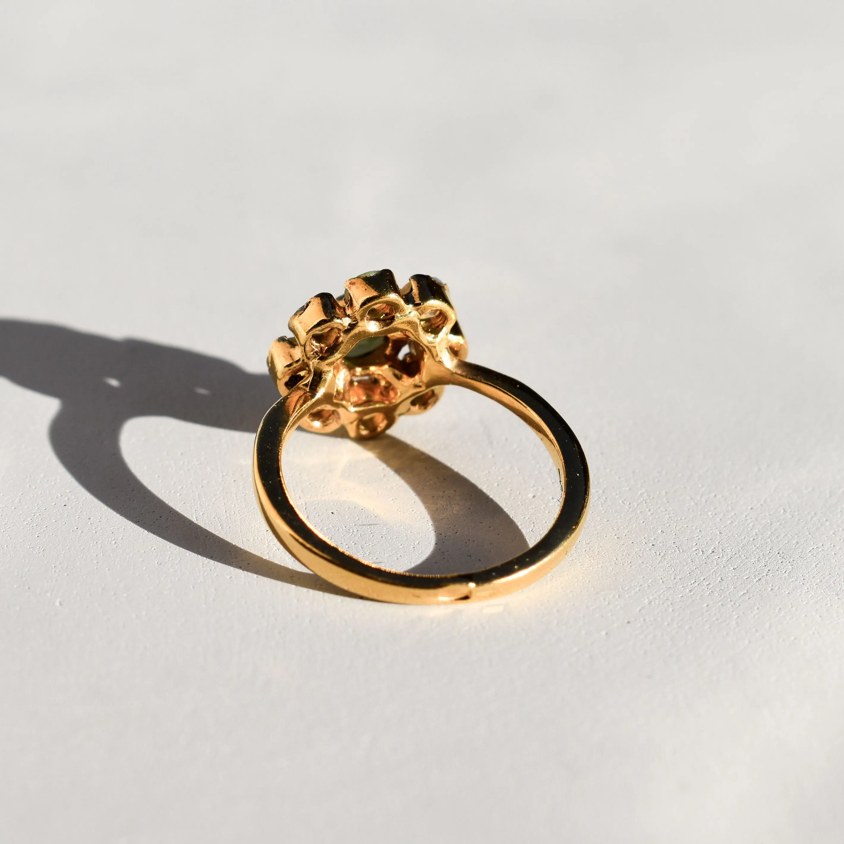 Emerald Flower Ring - Gold Daisy Ring - Vintage Flower Ring