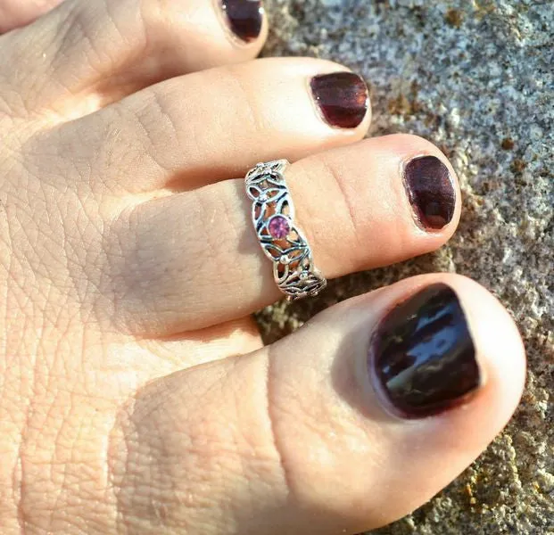 Eternity Knot with Stone Toe Ring - Silver