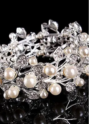 Fashionable Alloy Bracelets With Rhinestones & Pearls Chic Silver-plated