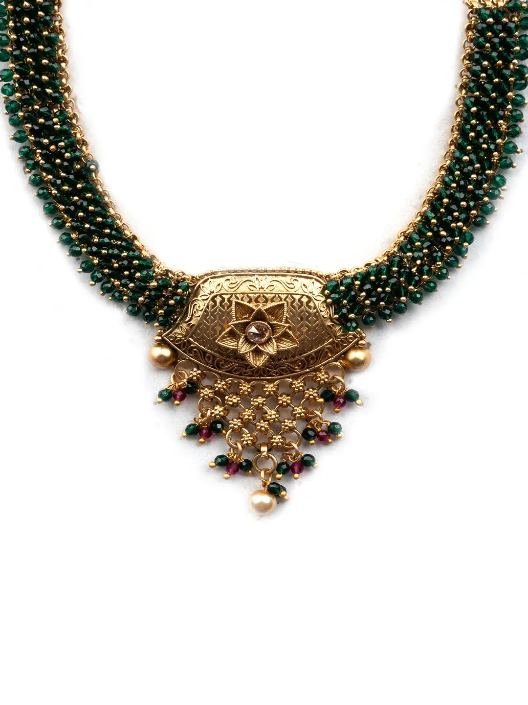 Green Hydra Necklace Set In Dazzling Gold Finish