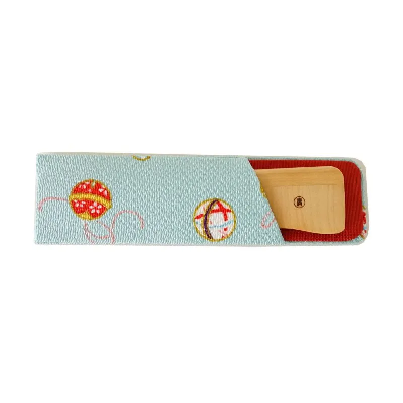 Japanese Akane (Madder) Comb with Chirimen (Crepe Fabric) Case ,  Handmade in Kyoto, Japan,  Japanese traditional hair comb