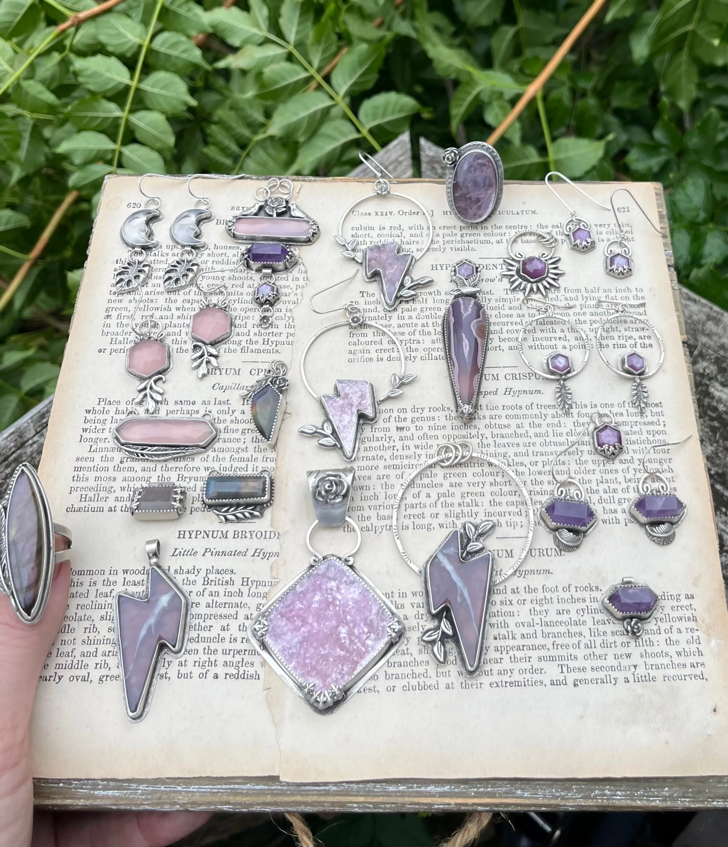 Lepidolite Purple Mica Oval Ring with Rose