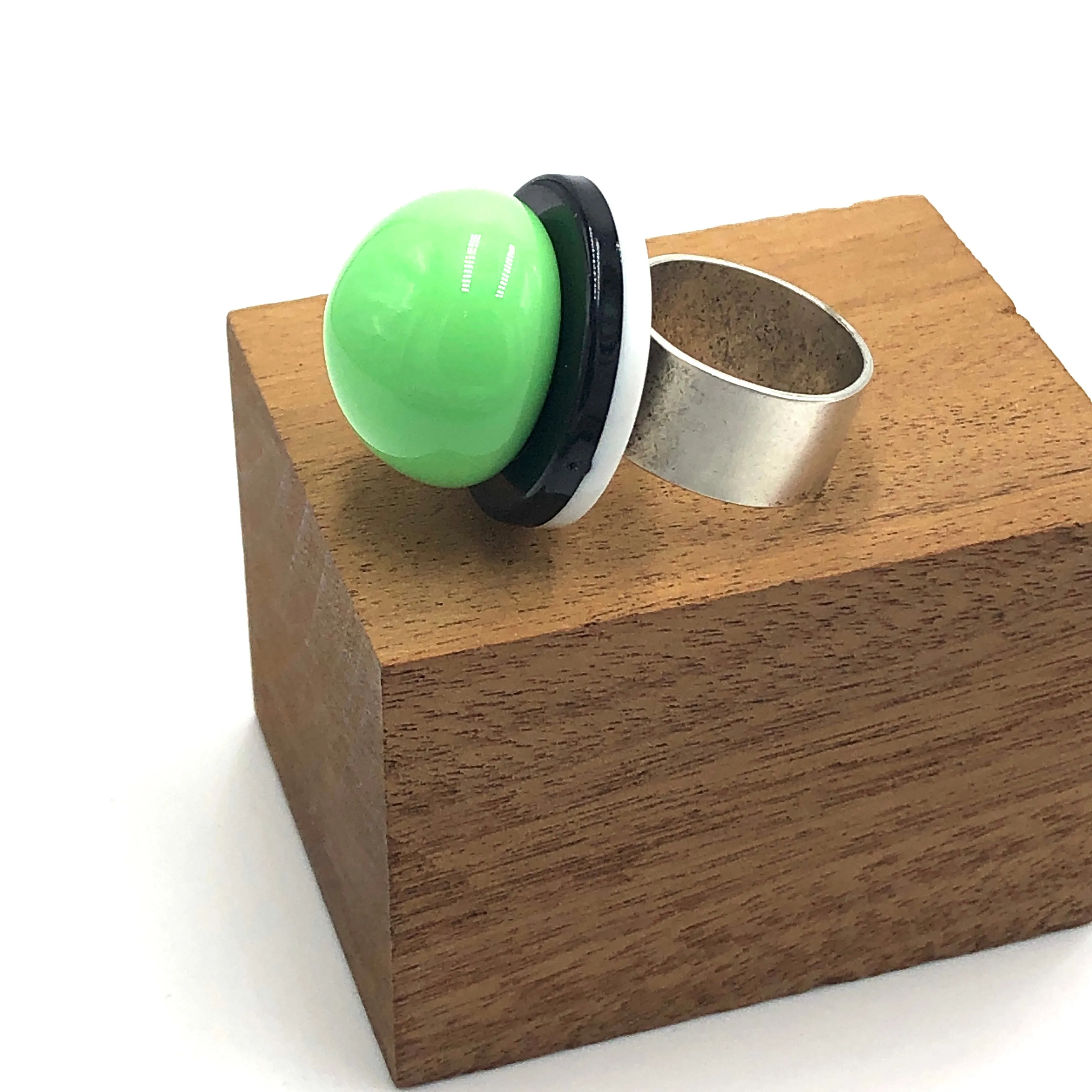 Lime Green Pop Lucite Cocktail Ring