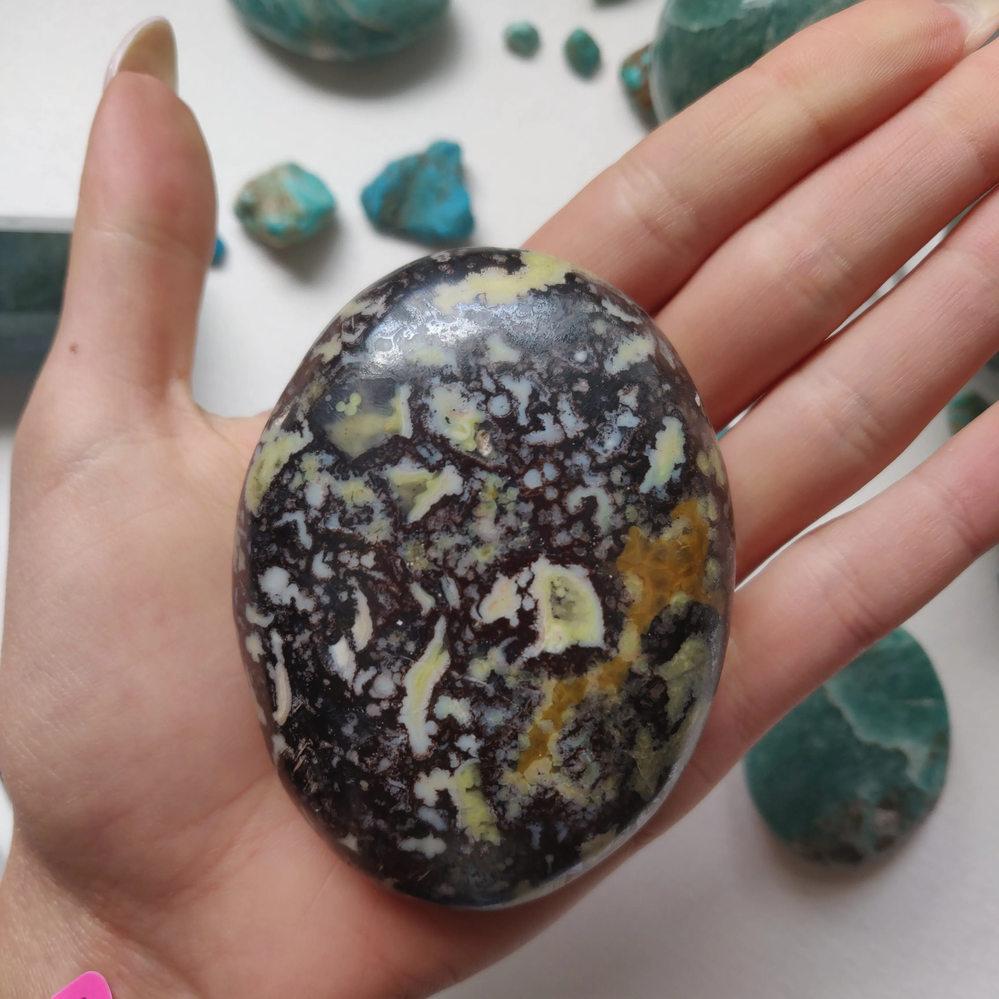 Matrix Green Opal Palm Stone (#1)