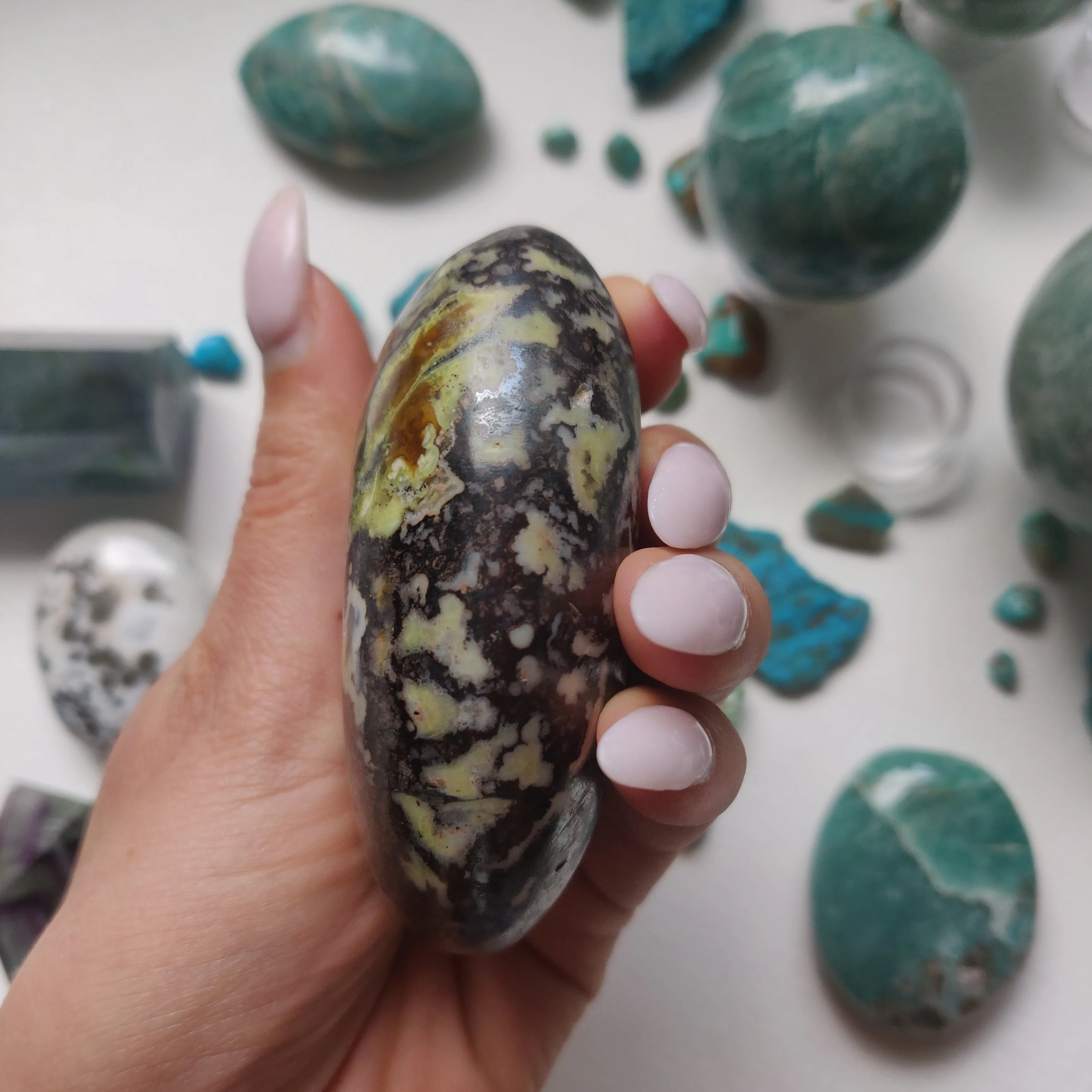 Matrix Green Opal Palm Stone (#1)