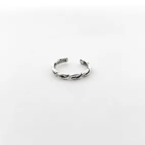 Modern Twist Braid Toe Ring | Silver