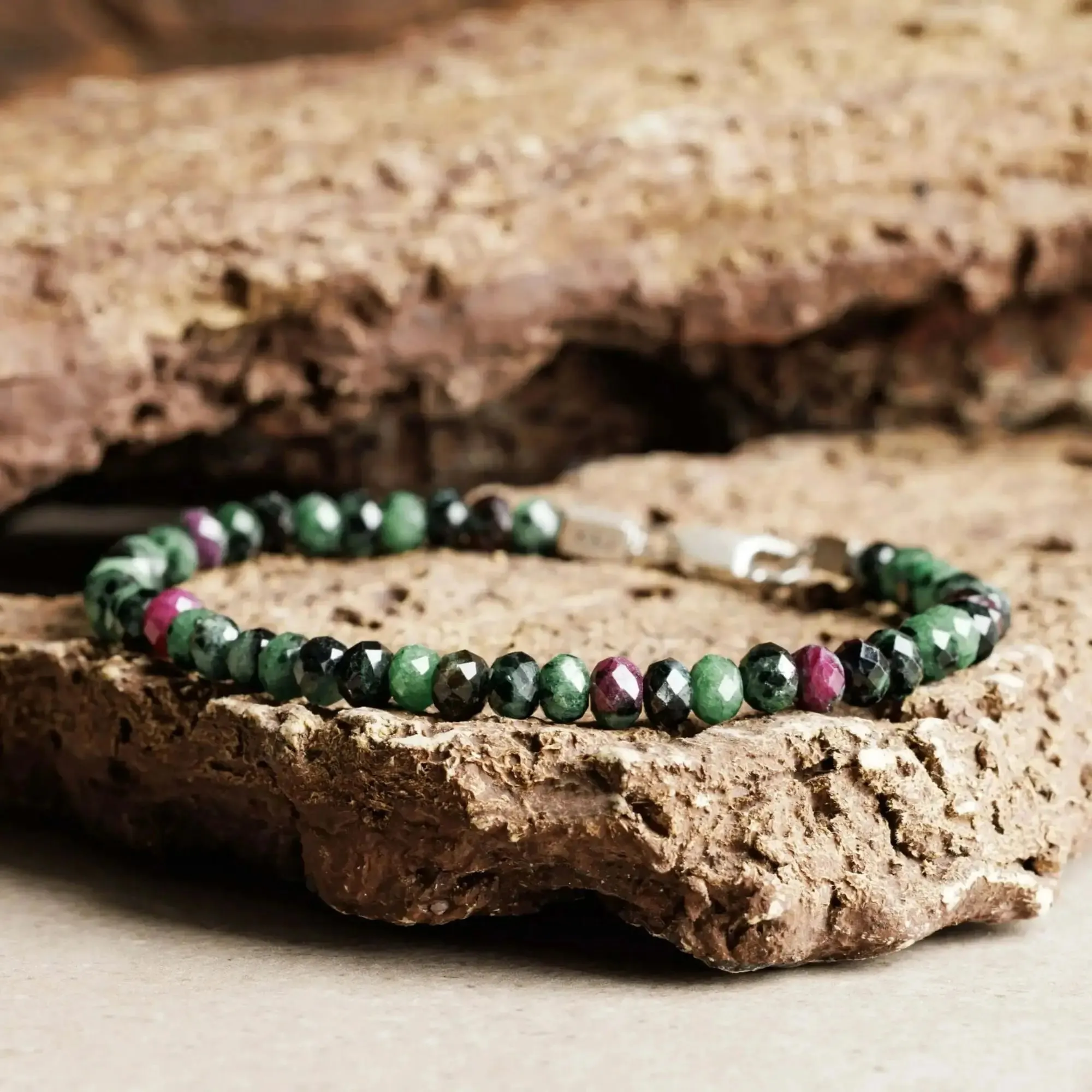 Ruby in Zoisite Bracelet I (5mm)