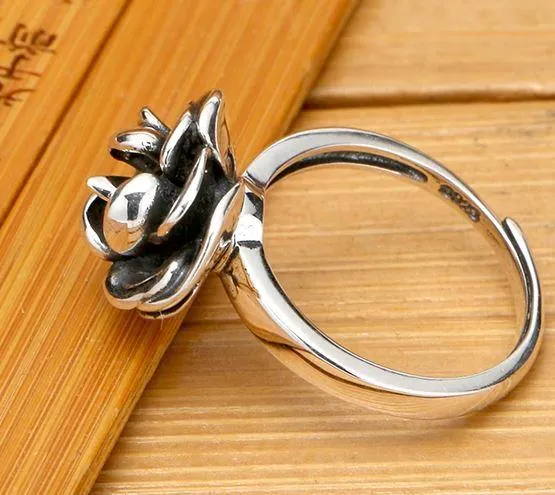 Sterling Silver ' THORN BETWEEN A ROSE ' Women's Self Defense Ring