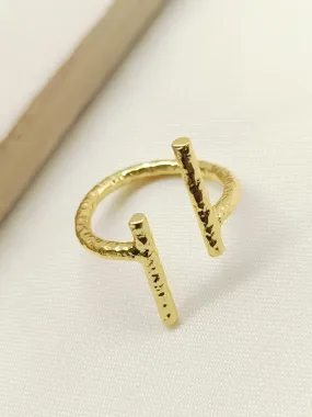 Trellis Golden Western Finger Ring