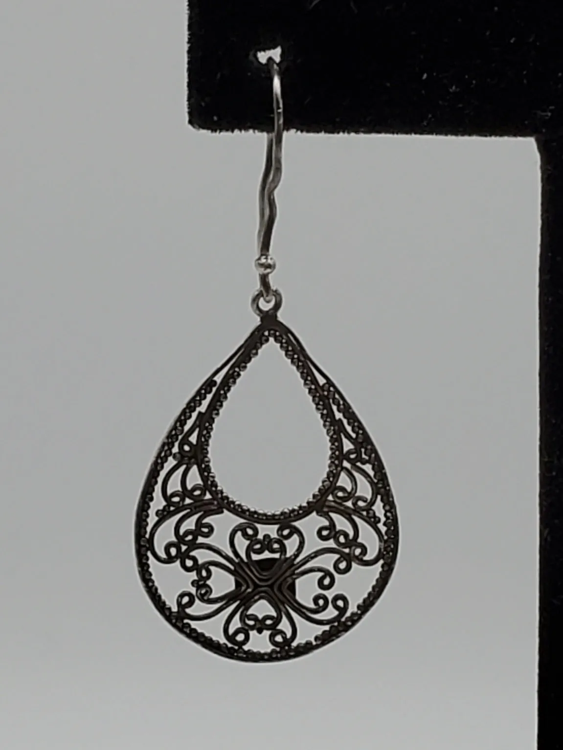 UNMATCHED Vintage Sterling Silver Filigree Dangle Earring