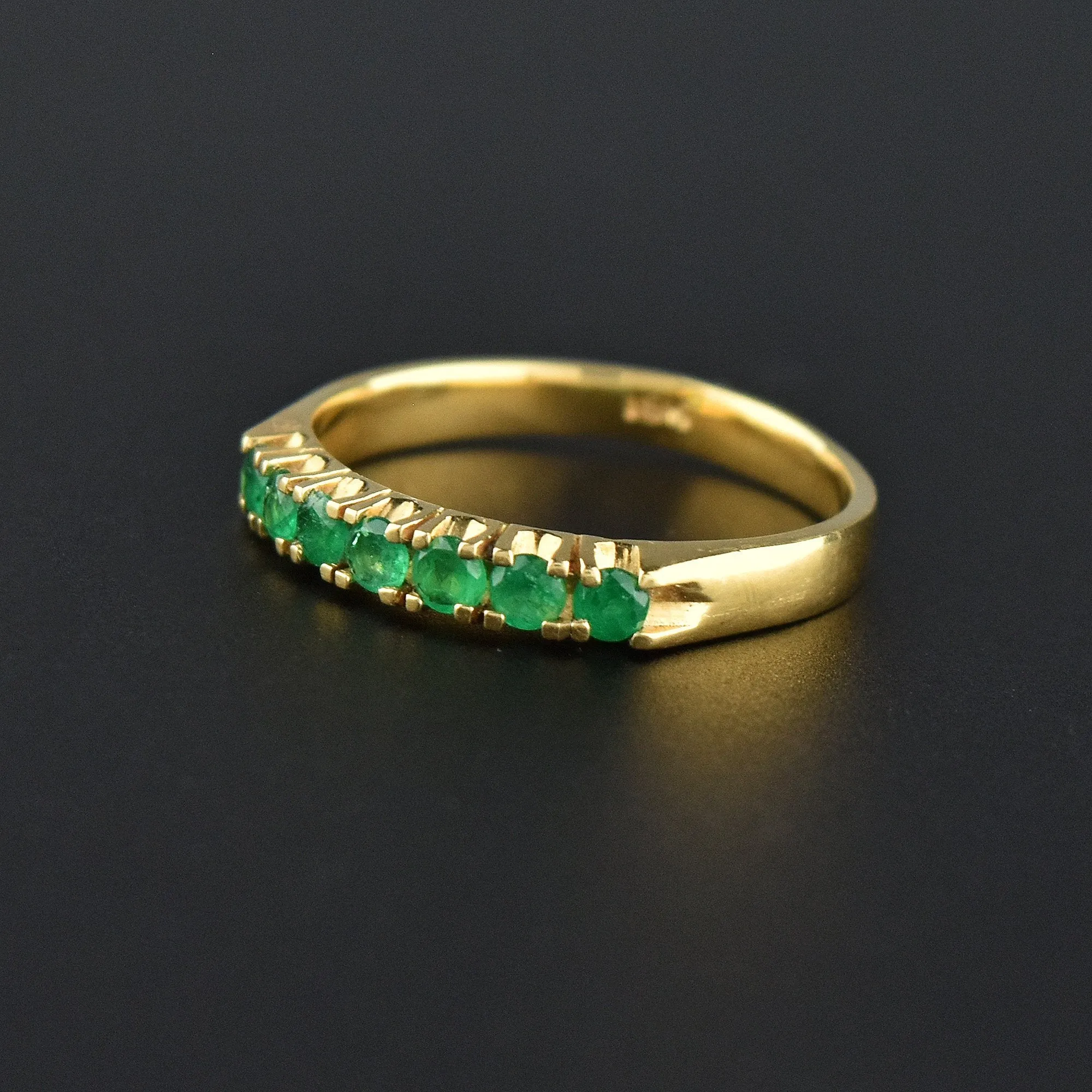 Vintage 18K Gold Emerald Stacking Band Ring, Sz 6.75